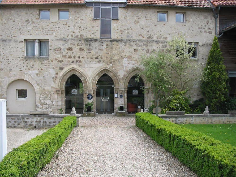 Hotel Abbaye Du Golf De Lesigny Exteriér fotografie